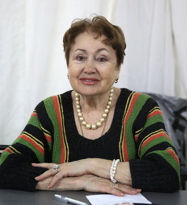 ������� �������� (WCF, AB)